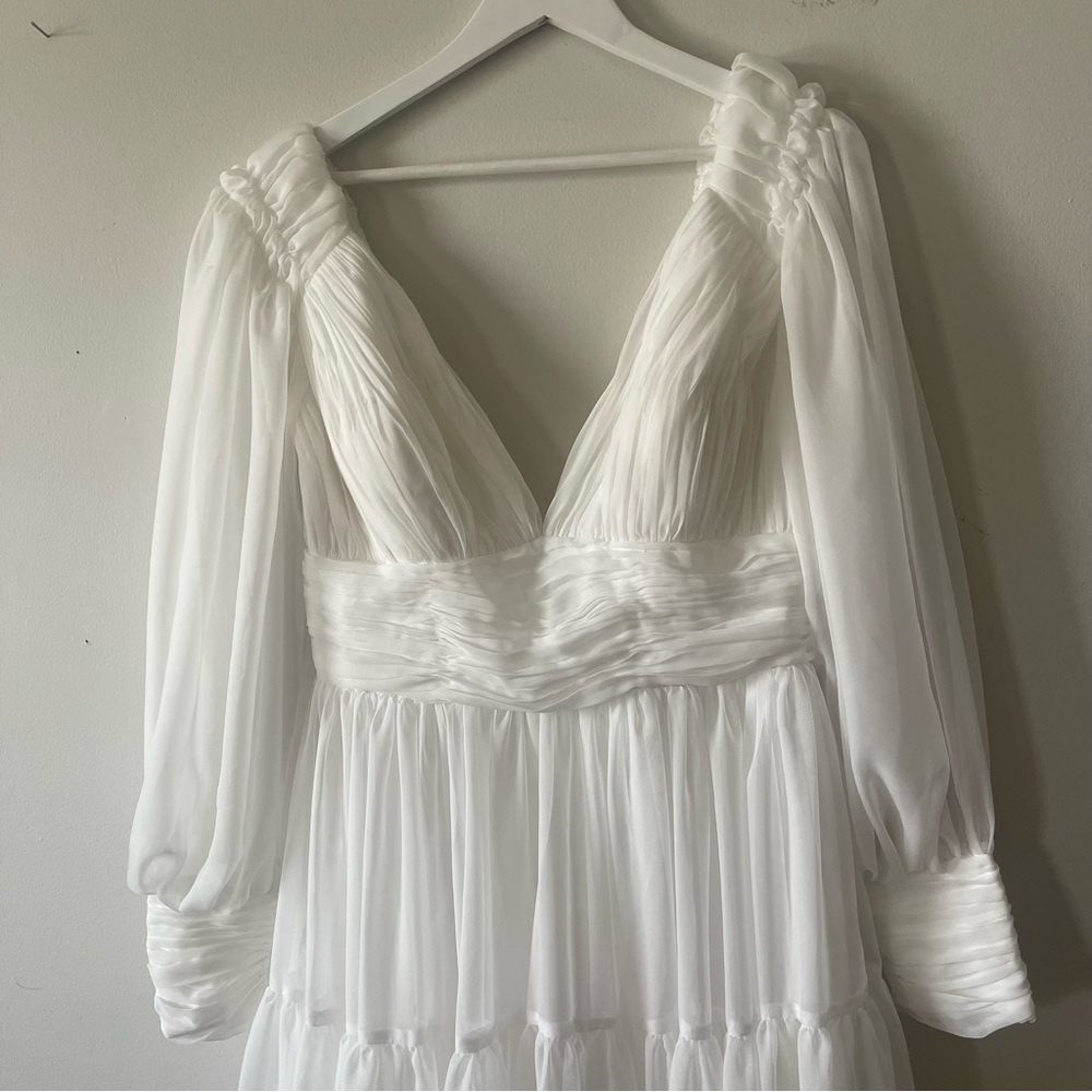 NWT Hebeos 12 wedding dress A Line/Princess Floor Length V-neck Long Sleeves